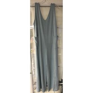 ZENANA Sleeveless Wide Leg Jumpsuit Blue Medium V Neck Pockets NWOT
